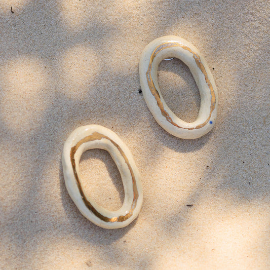 Brincos Argolona Marfim